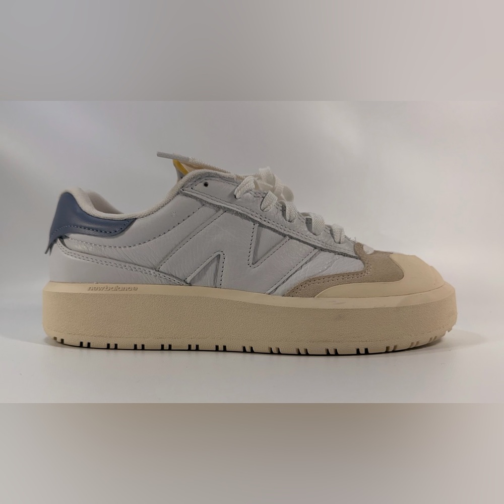New Balance CT302 Size 9.5 Men’s 107